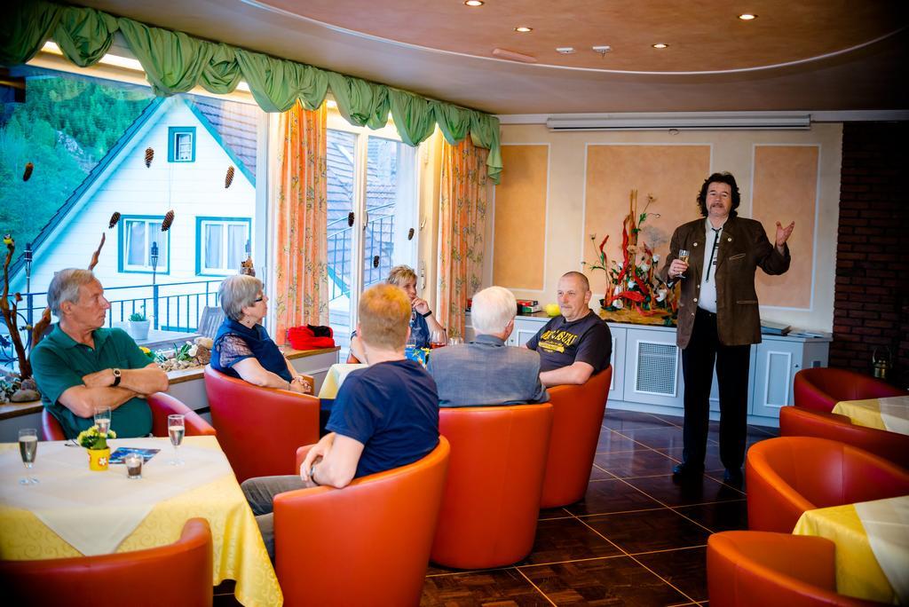 Holzschuhs Schwarzwaldhotel Baiersbronn Buitenkant foto